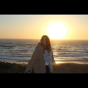 Meet your Posher, Deai